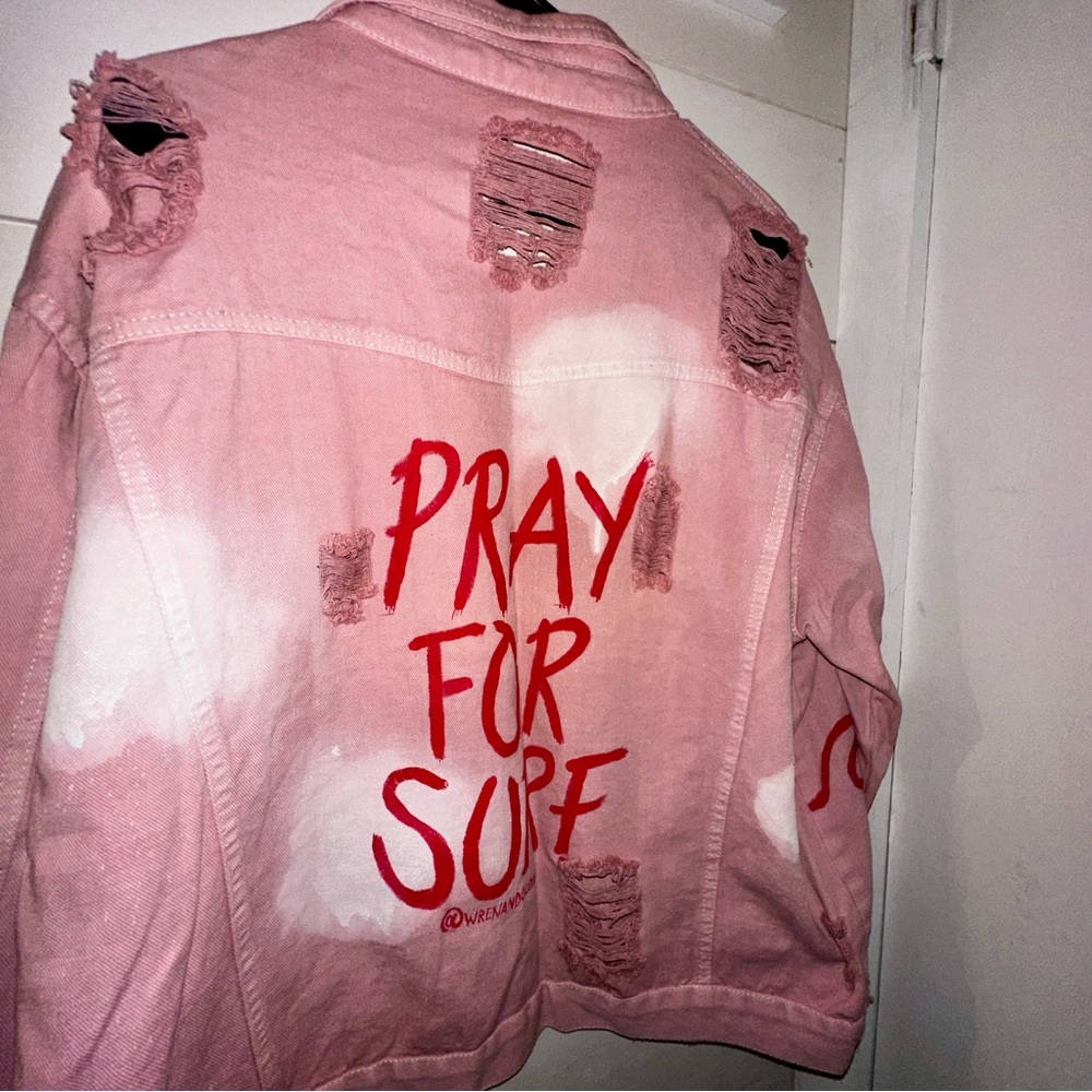 SUPER RARE 'Surfing' Distressed Denim Jacket - Picture 9 of 11